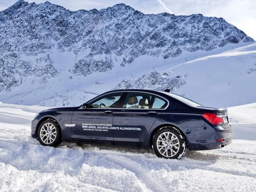  BMW 740d xDrive 2008 года  (фото 4 из 7)